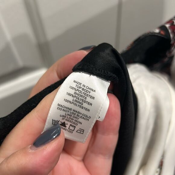 NWT 1. STATE Shorts Romper, Size 10 - Picture 12 of 12